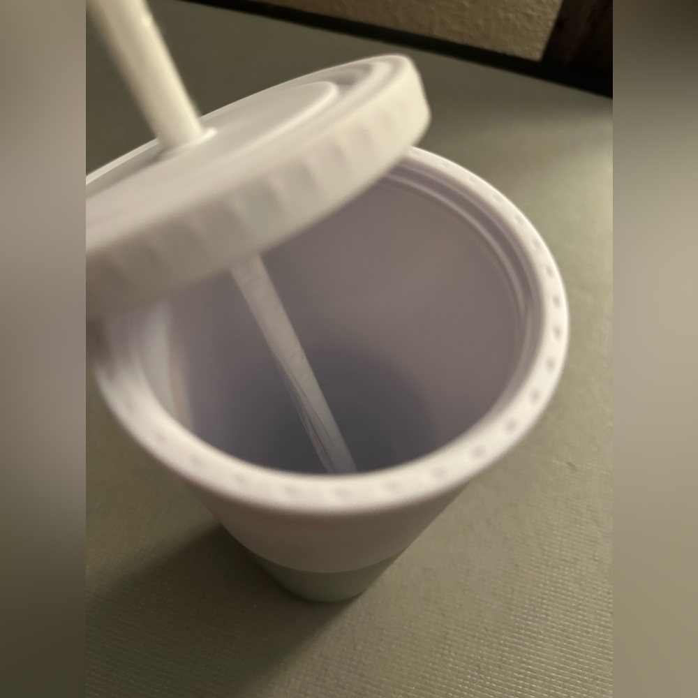 Dunkin Soft Acrylic Tumbler Silver and White - Picture 4 of 5